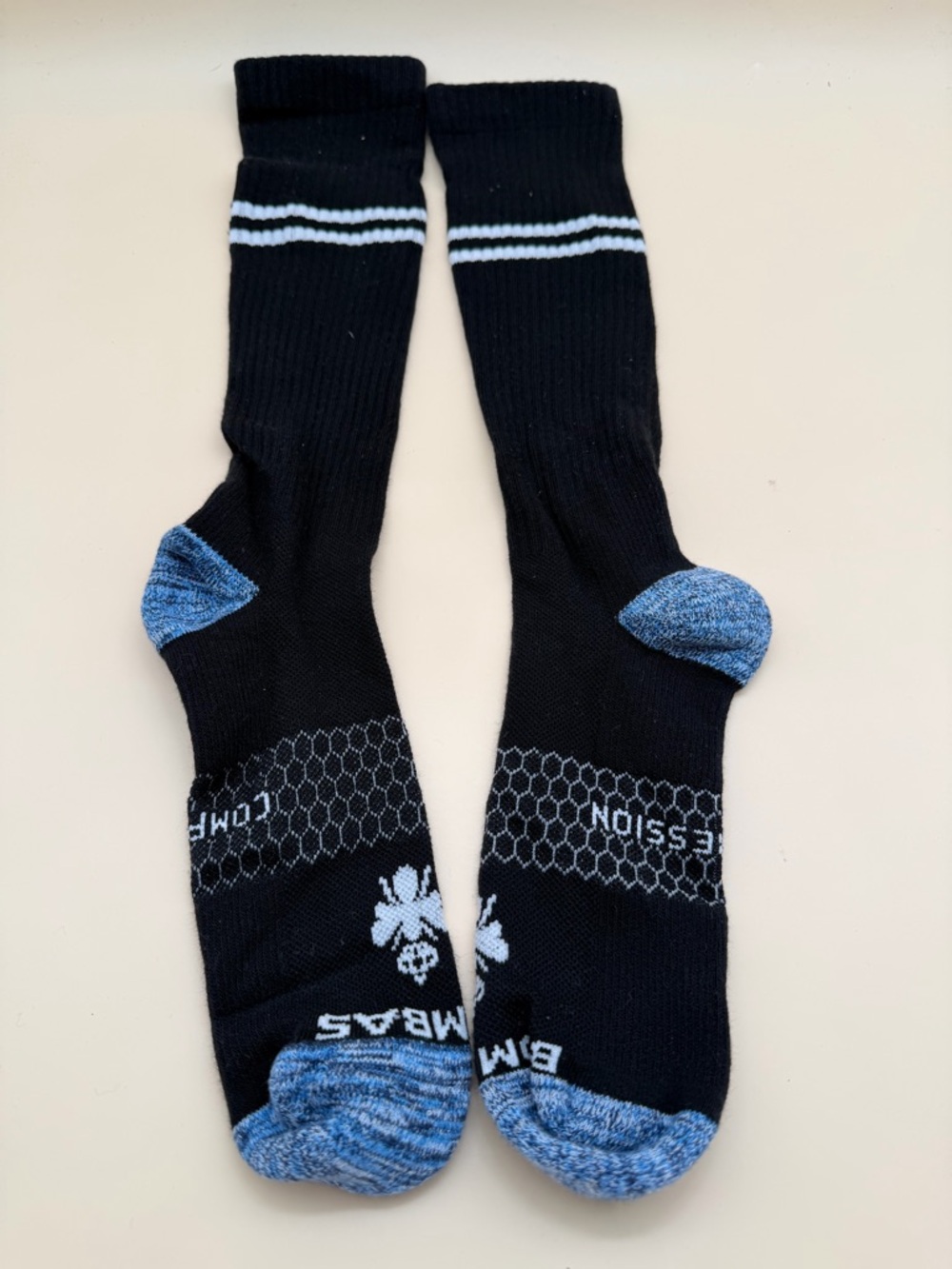 Bombas compression socks crew size Medium Black New without tag